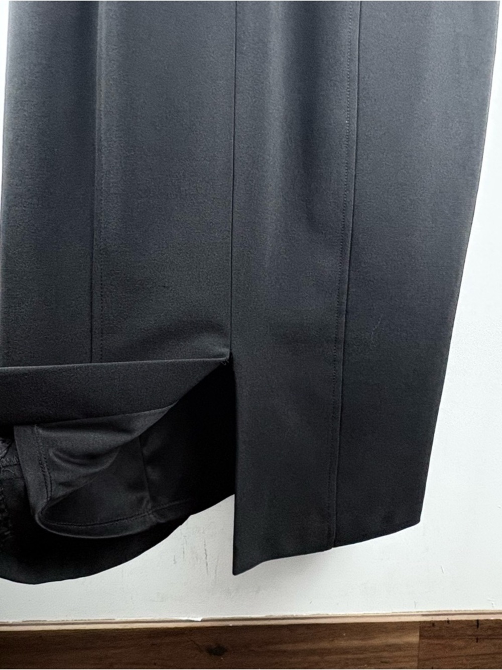 Maggy London Dress Size 10 Black Sheer Illusion Yoke V-Back Crepe Cocktail Chic - Picture 7 of 11